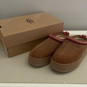 UGG Tazz slippers, women size 10